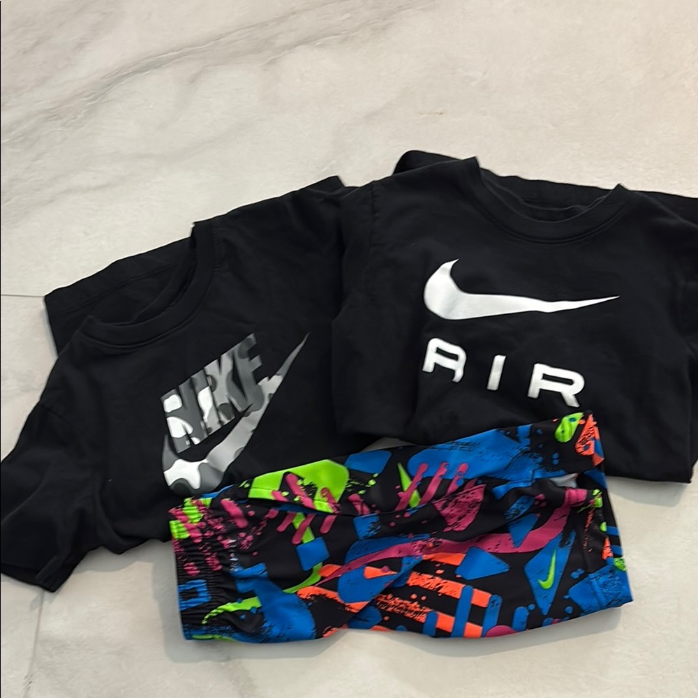 Nike Black T-Shirts with neon shorts